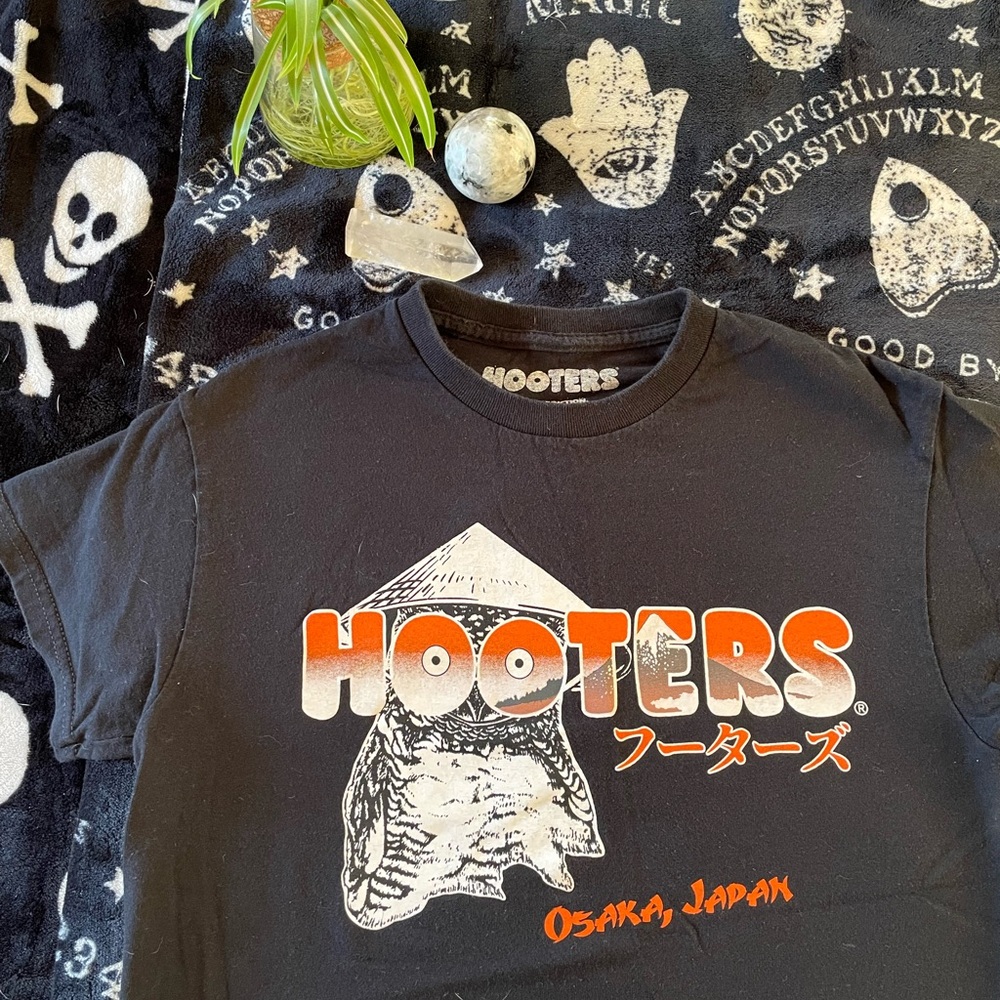 Hooters T Shirt❤️🫶🏻
